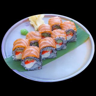 Black Salmon Roll