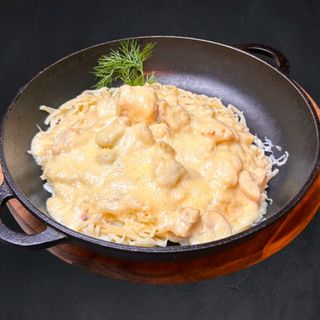 Friptură de pui cu tăieței de casă