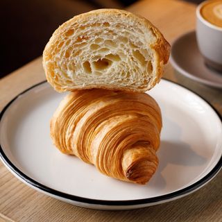 Croissant clasic