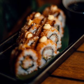 Crunch roll cu crevete