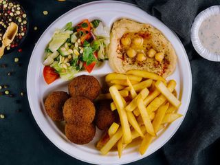 Platou falafel