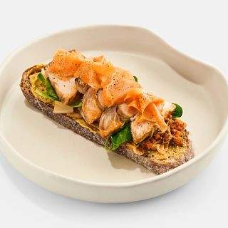 Sandviș cu curcan și kimchi