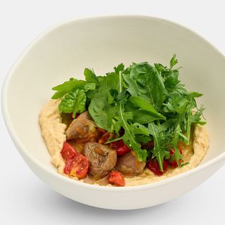 Dip din fasole și inimioare de curcan