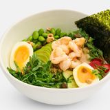 Bowl verde cu creveți