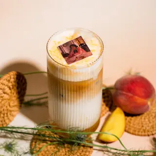 Peach iced latte