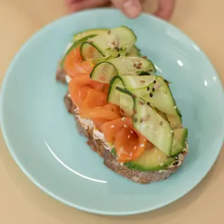 Salmon toast 