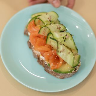 Salmon toast