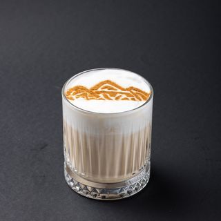 Everest by Olga Taporde