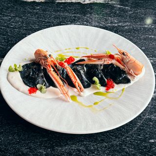 Ravioli cu carne de iepure și provolone