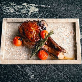 Ribeye steak la gratar