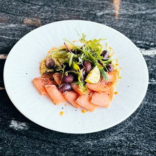 Somon Gravlax cu guacamole