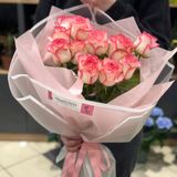 11 trandafiri roz