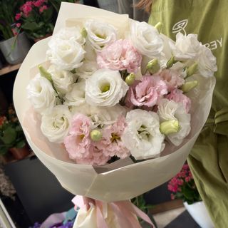 Buchet eustome alb-roz