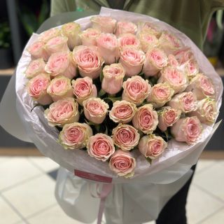 39 Trandafiri roz olandezi