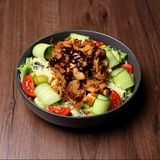 Salata pulled chicken
