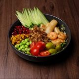 Bowl cu creveți și calamar