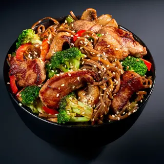 Wok soba cu Pui