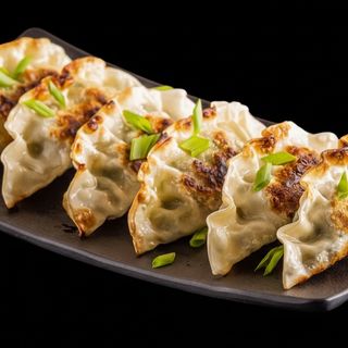 Gyoza cu pui