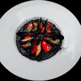 Risotto Nero cu midii