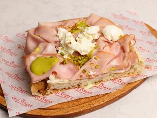 Pizza Mortadella Fresh