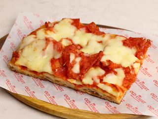 Pizza Salami Picante