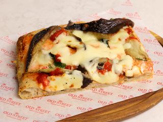 Pizza Parmigiana di Melanzane