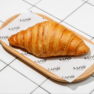 Croissant clasic