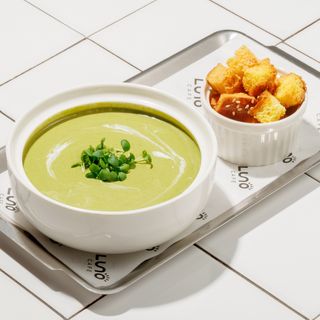 Supa cremă de zucchini și spanac