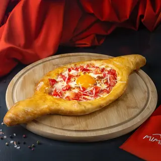Khachapuri cu tomate