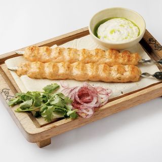  Kebab lyulya din creveți și somon