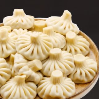 Khinkali cu cașcaval cașcaval și verdeață