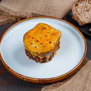 Croque Monsieur cu șuncă