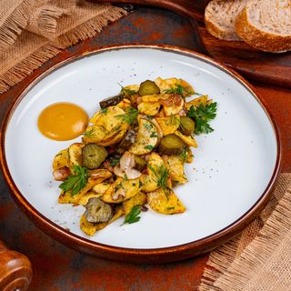 Cartofi țărănești cu bacon și ciuperci