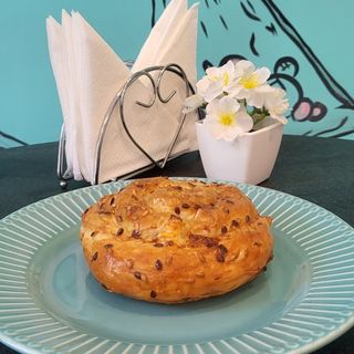 Placinta Cu Brinza Si Sunca 160g