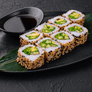 VEGITARIAN SUSHI GREEN ROLL