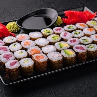 SET MAKI 40 BUC.