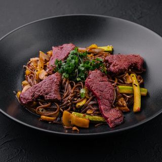 SOBA CU CARNE DE VITĂ