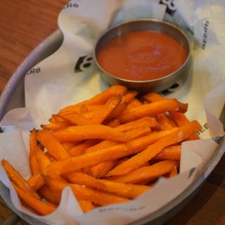 Сладкий картофель фри/ Cartof dulce pai