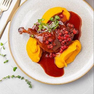 Pulpă de rață cu cremă de dovleac