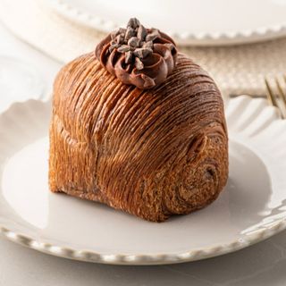 Croissant semisferă cu cremă de ciocolată