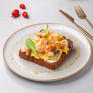 Scrumble cu creveți