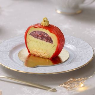 Jucarie de brad roșie