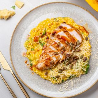 Risotto cu carne de pui în sos de dovleac