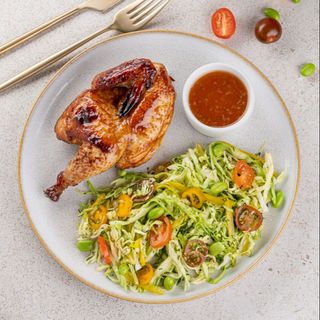 Puișor la cuptor cu salată de varză