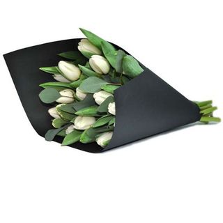 11 lalele albe in carton negru