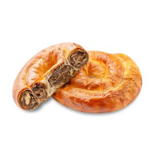 Învârtită de casă cu halva și nucă