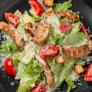 Salata Cezar pui 
