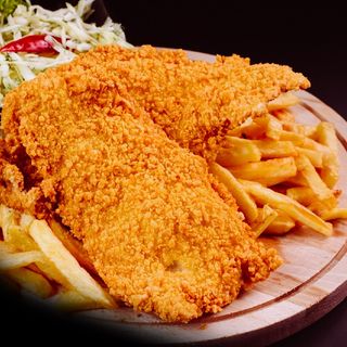 Șnițel de pui cu cartofi 