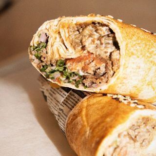 SHAORMA ARABEASCA PUI