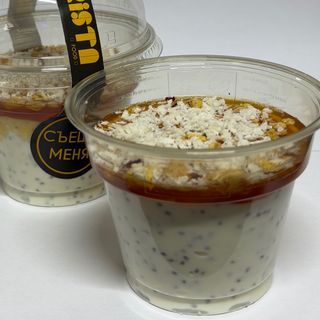 Chia pudding